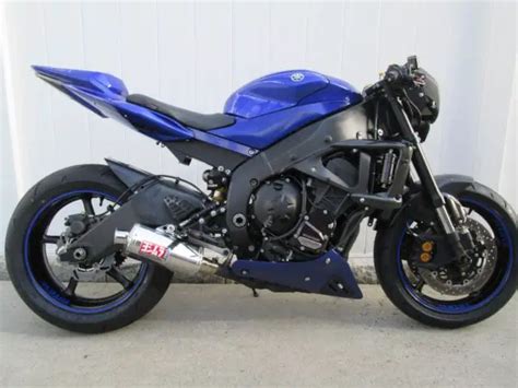 08 YAMAHA YZF R 6 NAKED STREET FIGHTER CUSTOM MINT