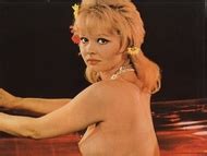 Naked V Ronique Vendell Added By Hitchcock