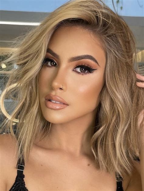 30 Caramel Blonde Hair Color Ideas How To Rock The Trendy Shade Your Classy Look