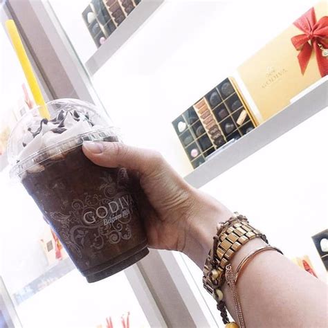 Health Risks Of Having Sex In The Pool Lake Hot Tub Or Ocean POPSUGAR Fitness