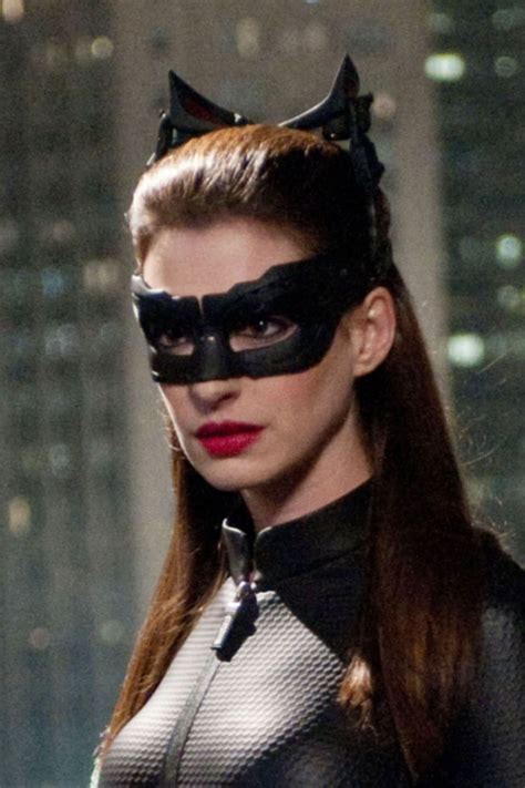 Anne hathaway catwoman