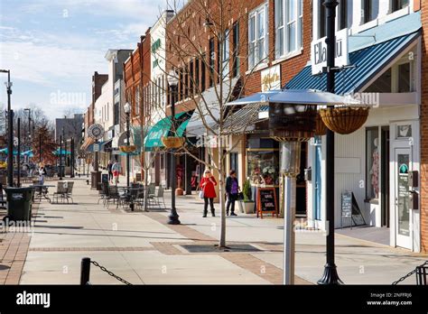 Hickory Nc Usa 14 Feb 2023 Downtown Plaza With Outdoor Dining