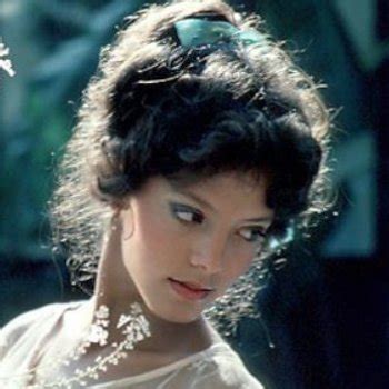 Louann Fernald Babe Page Watch This Centerfold On FreeOnes