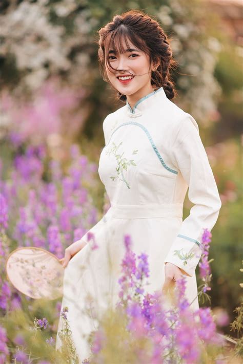 Xuất hiện bản sao hot girl trà sữa xinh như kẹo ngọt Báo Dân trí