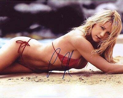 ANNA KOURNIKOVA Signed Autographed SEXY RED BIKINI Photo Autographia
