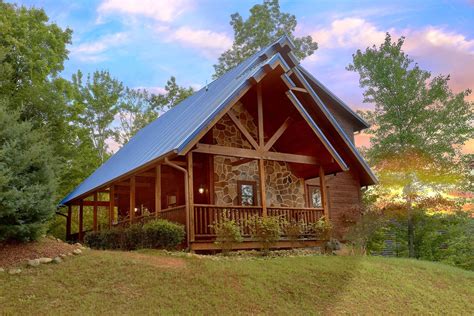 Gatlinburg Cabin Rentals in the Smoky Mountains | Gatlinburg cabins ...