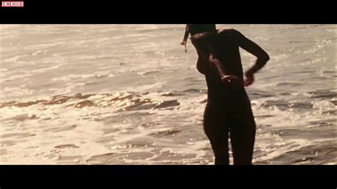 Naked Cleo Tavares In Diamantino