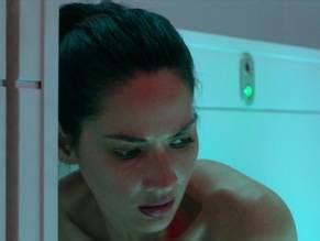 THE PREDATOR NUDE SCENES AZNude