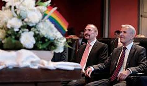 OBISPOS CATÓLICOS ALEMANES APOYAN BENDECIR A PAREJAS GAY Brunoticias