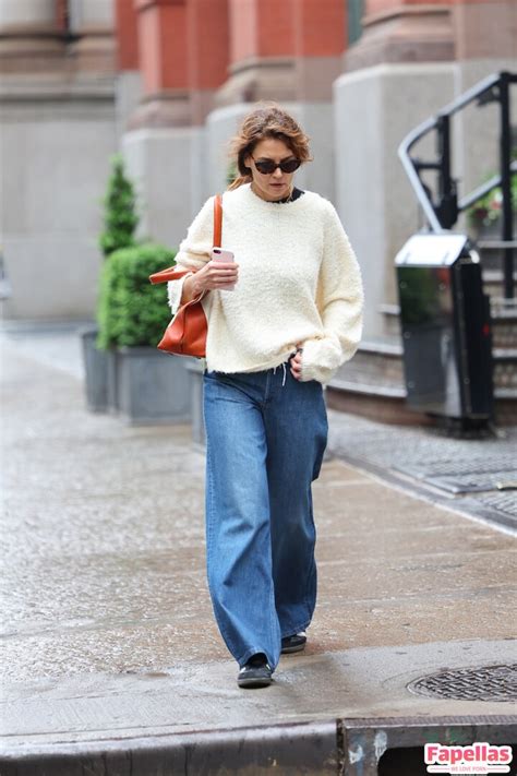 Katie Holmes Aka Katieholmes Aka Katieholmesfeetlove Nude Leaks OnlyFans Fapellas