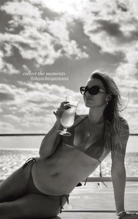 Desde Un Yate Irina Baeva Enamora En Diminuto Bikini El Heraldo De M Xico
