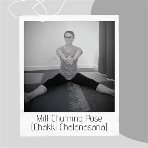 Mill Churning Pose Chakki Chalanasana Poses Cool Poses Online Yoga