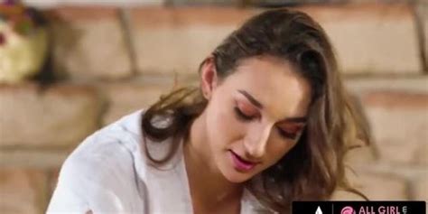 Massage Porn With Lots Of Fingering And Horny Bitches Tnaflix