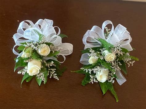 Mini Rose Wrist Corsage Danas Florist Castro Valley