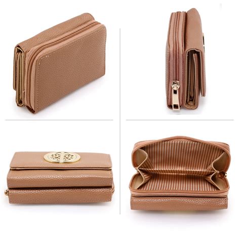 AGP A Nude Purse Wallet With Metal Decoration