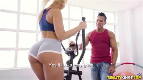 Platinum Blonde Briana Bounce Enjoys Hot Sex With Her Trainer During Her Work Out From Built For