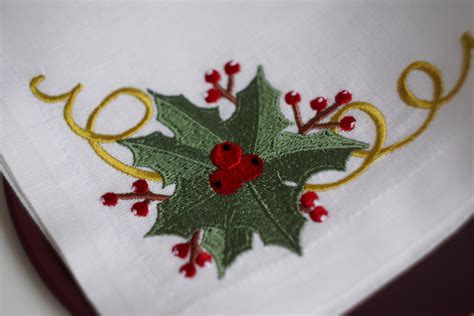 Embroidered Christmas Cloth Napkins Christmas Table Etsy