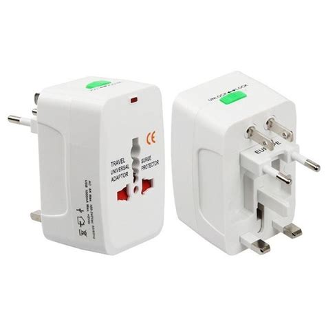 Универсальный адаптер-переходник для розеток всех типов - купить с ...