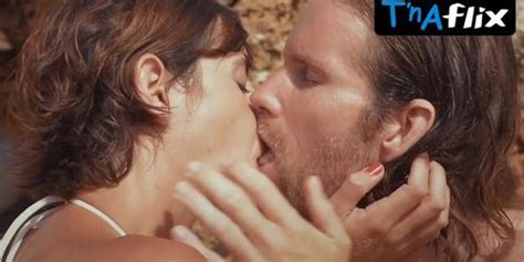 Esther Gonzalez Bikini Scene In Bittersweet Days Tnaflix