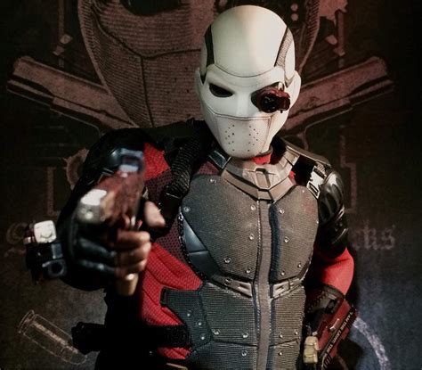 Hot Toys Suicide Squad Deadshot Scale Figure Showcase Part Toys Amino