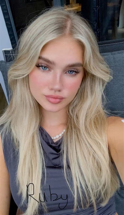 Pin by Tsukasa Yugi on Salvamentos rápidos Blonde hair blue eyes