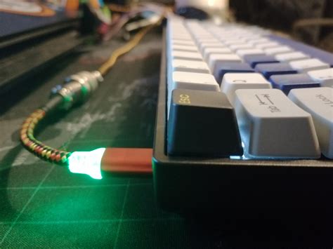 My new custom USB-C cable with RGB : r/MechanicalKeyboards