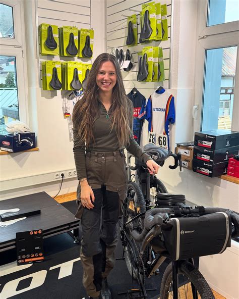 Affe Auf Bike - Danke joeykelly.official und... | Facebook