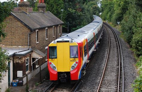 Swt A Pair Of South West Trains Junipers Appr Flickr