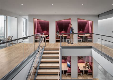 Booz Allen Hamilton Bethesda - OTJ Architects