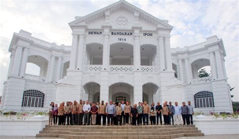 Bangunan Peninggalan British Archives Kosmo Digital