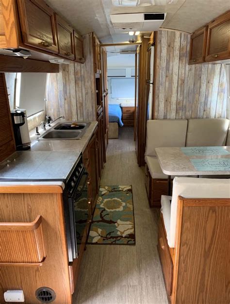 1987 Airstream Excella 32FT Travel Trailer For Sale In Barnesville GA