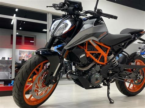 Купить новый KTM 390 Duke инжектор 6 передач в Новосибирске чёрный naked bike 2023 года на Авто