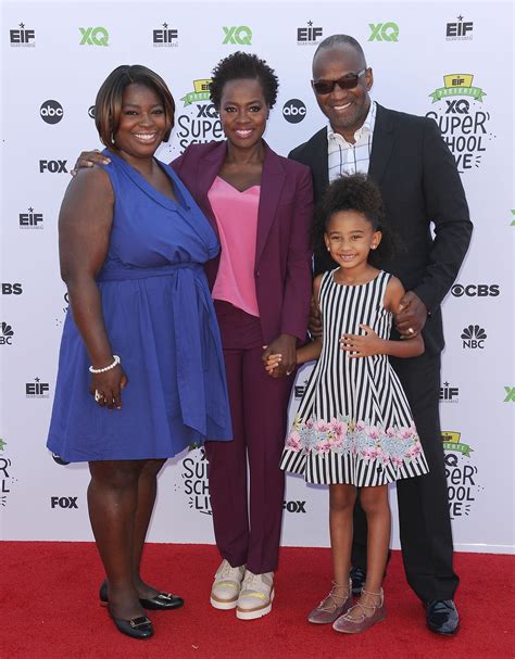 Shes Growing Up Viola Davis And Daughter Genesis Hit The Red Carpet