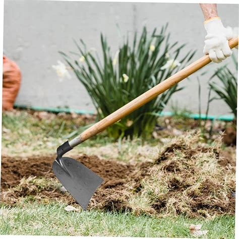 garden tool hoe toolbox tales