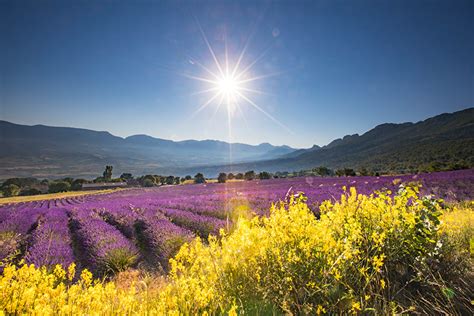 Le Pays Diois Entre Les Parcs Naturels R Gionaux Du Vercors Et Des