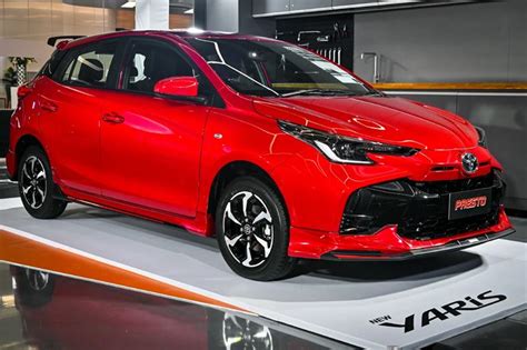 Novo Toyota Yaris Hatch Revelado Na Tail Ndia Trazendo Apenas