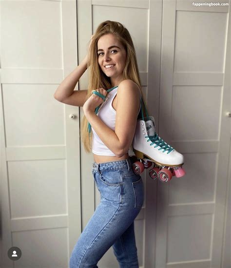 Lucyannskates Lucy Anne Nude OnlyFans Leaks Fappening FappeningBook