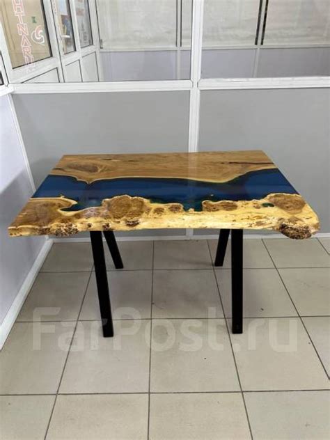 Стол-река кухонный из Слэба и эпоксидной смолы, синий, 80,0 см, 75,0 см ...