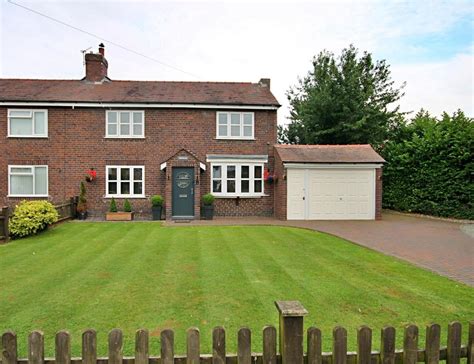 Sheepcote Lane Tamworth 3 Bed House £350000