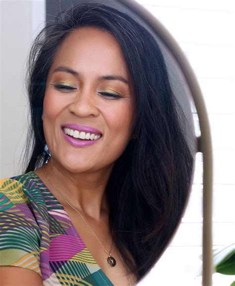 What I Wore This Week 3 Looks With The Urban Decay Naked Honey Eyeshadow Palette Makeup And