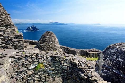 Famous Landmarks in Ireland: The Ones You Should Visit! - Let's Go Ireland