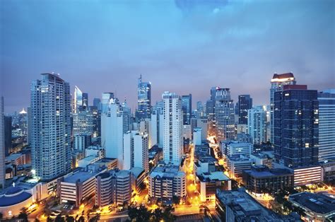 Makati skyline (Manila - Philippines) | Global Trade Review (GTR)