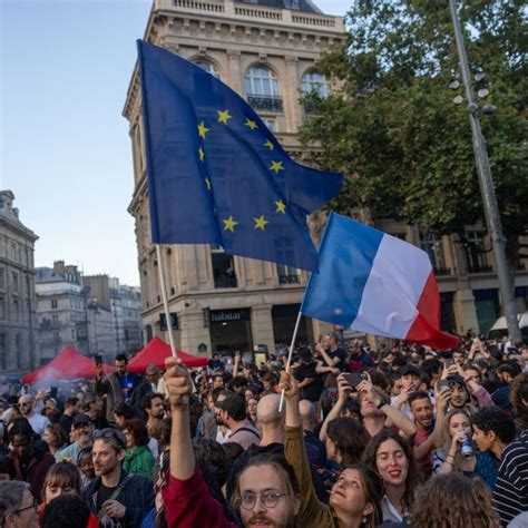 Latina del Bronx sin experiencia en política Alexandria Ocasio Cortez es la mujer más joven en