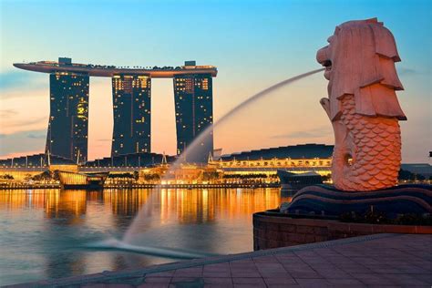 Singapore To Have 11 Public Holidays In 2025 And 4 Long Weekends