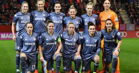 Champions League Semifinalists Dont Miss Out On The Fc Bayern Frauen Bavarian Football Works