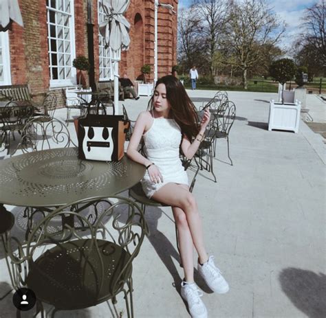 V A Gi U V A Xinh V A Gi I Y Ch Nh L Hot Girl S C A L O V C Y L Ng I G C Vi T