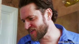 Sarah Vandella Pleasures Her Husband And Boyfriend At The Same Time Porn Movies Movs