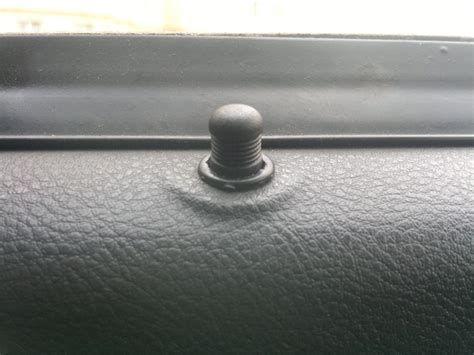 Приоровские кнопки блокировки дверей — Lada 2114, 1,6 л, 2008 года ...