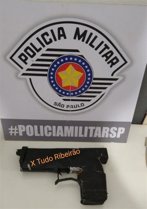 Pm Apreende Menor Simulacro De Arma Em Escola Estadual Em Serra