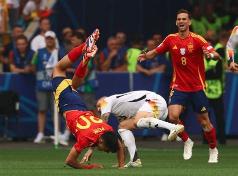 Hasil Spanyol Vs Jerman Imbang Di Babak Pertama Pedri Jadi Korban